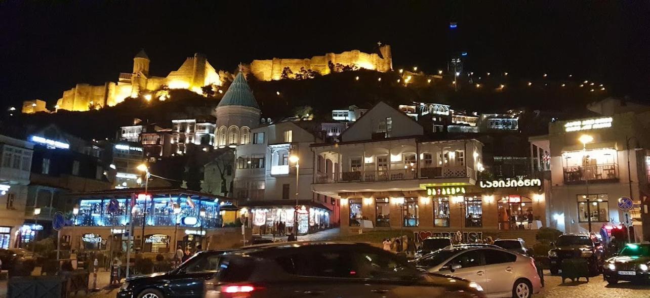 Royal Hotel Tbilisi Exterior photo